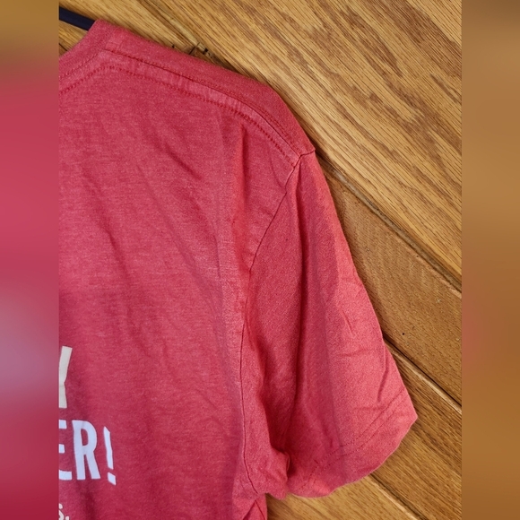 Live And Tell Primanti Brothers Holiday Gift Card Medium Tshirt - Picture 7 of 8